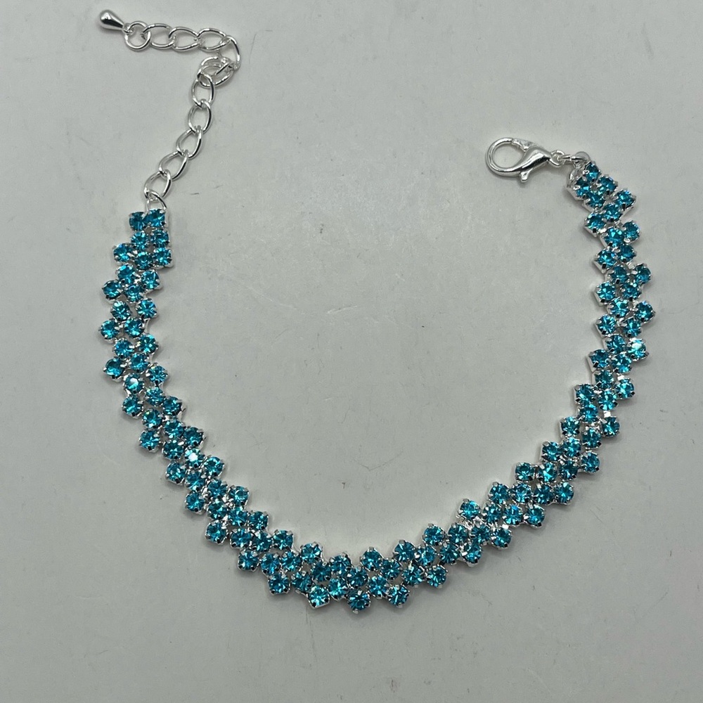 Silver plated Elegant Blue Bracelet for Women - Picture 4 of 5